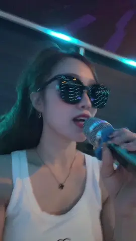 如果我的心会说话，它只叫你名字#他💞 #🇻🇳🇨🇳 #老挝🇱🇦 #金三角有真爱 #开心快乐每一天✌️ @两岁就很帅了😄 