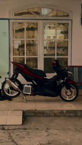 city light#fyp #aerox #fypシ 