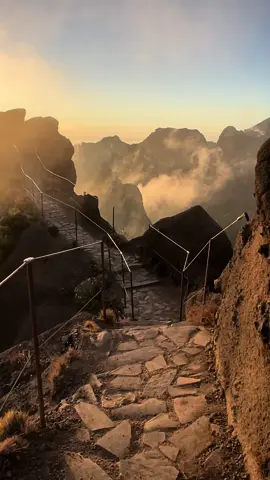Why You should visit this place at least once in your life. 1 hour before sunset. 🌅✨ I’m sure I don’t need to explain anything; this video speaks for itself. The fiery orange rays of the setting sun pierce through the clouds, bathing the PR1 trail in incredible light and creating an extraordinary atmosphere that gives Madeira’s earthly beauty an otherworldly appearance. 🌍💫 📍Location: PR1 Hike, Madeira, Portugal 🇵🇹  Which planet do these landscapes remind you of? 🚀🌠 #Madeira #SunsetVibes #anotherplanet #PR1 #MadeiraIsland #VisitMadeira #hikingaddict 