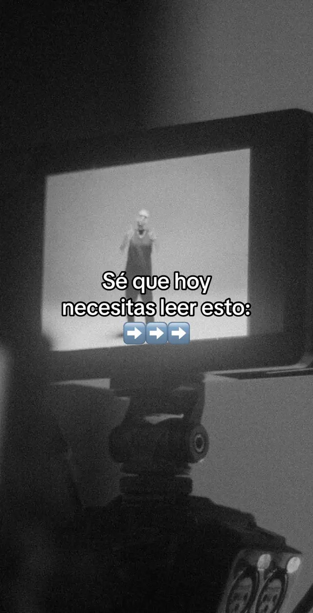 A veces, descubrir la verdad duele, pero es el primer paso para liberarse de lo que no nos hace bien. Y yo (¡oh!) te quiero lejos de aquí (de aquí) porfa déjame vivir (¡vivir ahahah!) yo tengo una vida nueva y yo (¡oh!)  te quiero lejos de aquí (de aquí) porfa déjame vivir (vivir) #dospersonalidades #ferariza #musicanueva #musica #lyrics_songs 