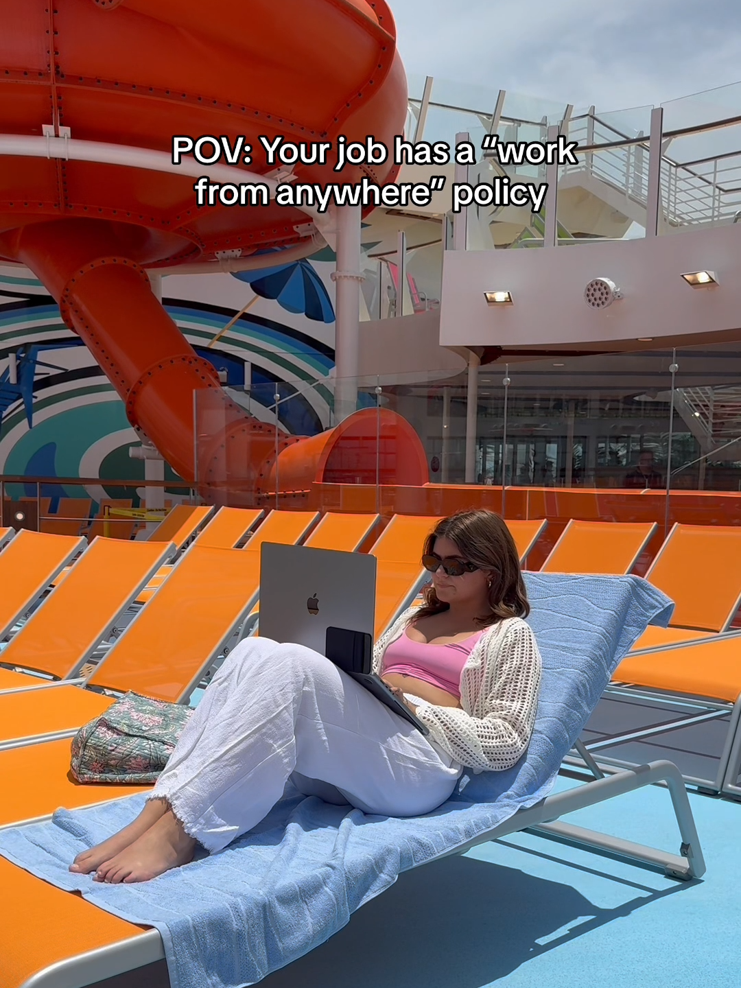 The life we all wish we could live 👩‍💻 #workfromhome #vacation #travel #cruise #wfh