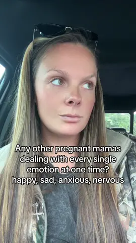 I dont know how to describe it but it feels so weird.  #pregnancytiktok 