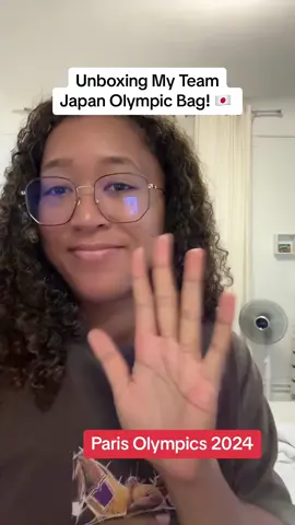 Time for a #TeamJapan Olympics haul with none other than Naomi Osaka! 🇯🇵🏅 🎥: @Naomi Osaka 大坂なおみ  #WTA #Tennis #Olympics #Paris2024 #NaomiOsaka #Unboxing 