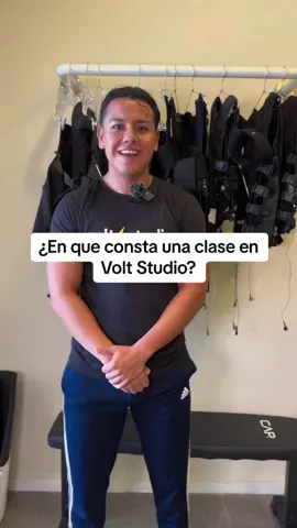 ¿En qué consiste la clase de electro estimulación en Volt⚡️Studio? #EMS #electroestimulacion #Fitness #ejercicio #musculos #clases #trajes 