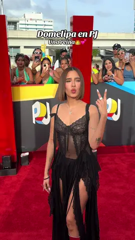 @domelipa es una diosa👑pasarela en premios juventud 💕#premiosjuventud #redcarpet #domelipa #fyp