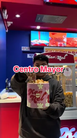 Estuve en @centromayorsitiooficial mirando con qué propuestas gastronómicas me podría encontrar y la verdad quedé muy sorprendida de la gran variedad 🌯🍛🍔 📍Centro Comercial Centro Mayor  @montolivorestaurante  Risotto Di Mare  $ 29.000 ⭐️⭐️⭐️⭐️⭐️ @parrilla.colombia  Ajiaco Santafereño  $ 23.900 ⭐️⭐️⭐️⭐️ @alcarbonasados  Combo Filadelfia  $ 24.900 ⭐️⭐️⭐️ @Maiz Kernel  Balde salado/caramelo  $ 35.000 Paquete Ferrero  $ 17.000 ⭐️⭐️⭐️⭐️⭐️ #grandeemociones #nosemociona #centromayor #publicidad  #Foodie #foodies #foodiesbogota #restaurante #restaurantes #restaurantesbogota 
