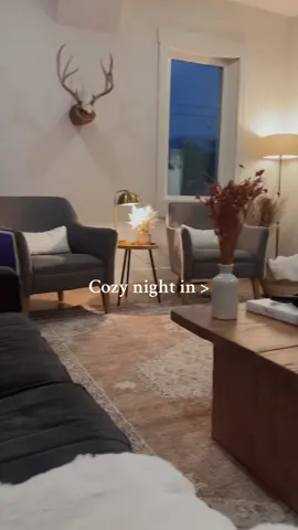 I’ll be here 🫶🏼 #nightinmylife #Lifestyle #cozylivingroom #utah #fyp #viral #nightroutine #nightinmylife #itendswithus 