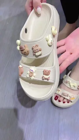 Mua hè thì chỉ mang em dép này là thích nhatt luôn