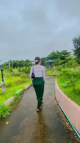 #အရှင်ဖဝါးနုအောက်ကတ္တီပါဖိနပ်လေးဖြစ်ပါရစေ #moezin221 #fyp #MyLove♥️