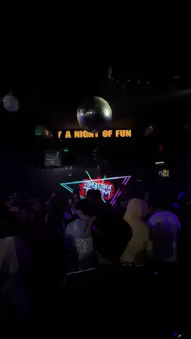 Ada yg ingin ke padang gaes 🔥🔥 #rajepakam👑 #samarsamar😶‍🌫️ #ericokky #sentakgalo🐍 #goldenstardiscotheque 