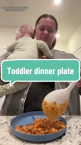 Two kids hungry at the same time is something else 😅 #MomsofTikTok #momof2 #momtok #workingmomlife #workingmama #toddlersoftiktok #toddlermom #toddlertok #fypage #toddlerfood 