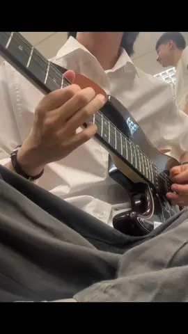 Love. By Wave to Earth #wavetoearth #Love #일렉기타 #커버 #guitarcover #cover #brunei #fyp