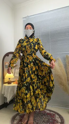 Chic and fashionable dress, suitable for various occasions, whether it's a casual outing or a formal party.#abayastyle #SummerAbayas #abaya #tiktok #dress #outfit #TimelessBeauty #foryou #spotlight #summersale #ModestElegance 