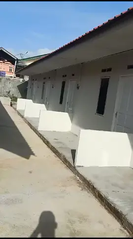 kost Gevariel tipe kontrakan -ruang tamu -1 kamar -dapur+meja masak dan wastafel - k mandi -free air tinggal buka kran -free wifi -jemuran baju harga Rp650/bulan alamat km 8 atas, jl.salam Gg melati #kostnyaman #kostmurah #kosttanjungpinang #fyp 