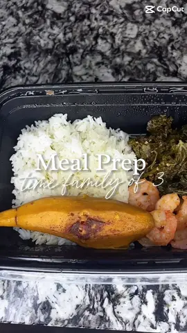 #creatorsearchinsights Meal prepping is essential if you have a family of 3 amd working all week. 10/10 highly recommend 🍲🍲🍲#creatorsearchinsights #mealprep #kale #sweetpotatoes #rice #shrimp #cooking #familythings 