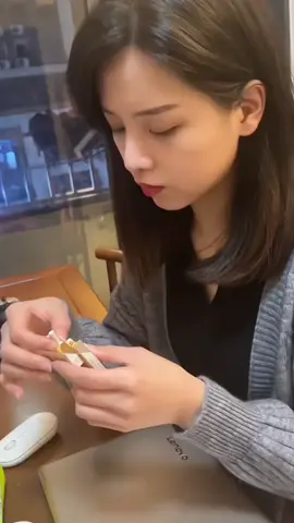 It is a friendly reminder that smoking is harmful to health#filter #ismups #cigarette 