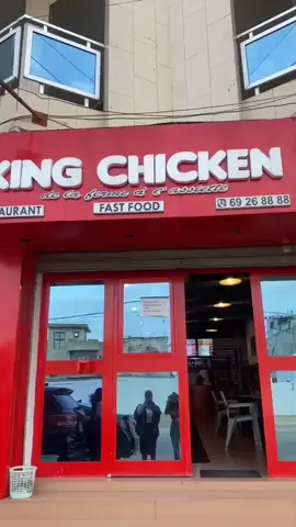 Un petit recap du passage de ces trois beautés à King Chicken ! 👑🤩🔥 Merci pour la confiance #bouffe #restaurant #pizza #cotonou229🇧🇯 #cotonoubenin #cotonou #benintiktok🇧🇯 #benin🇧🇯 