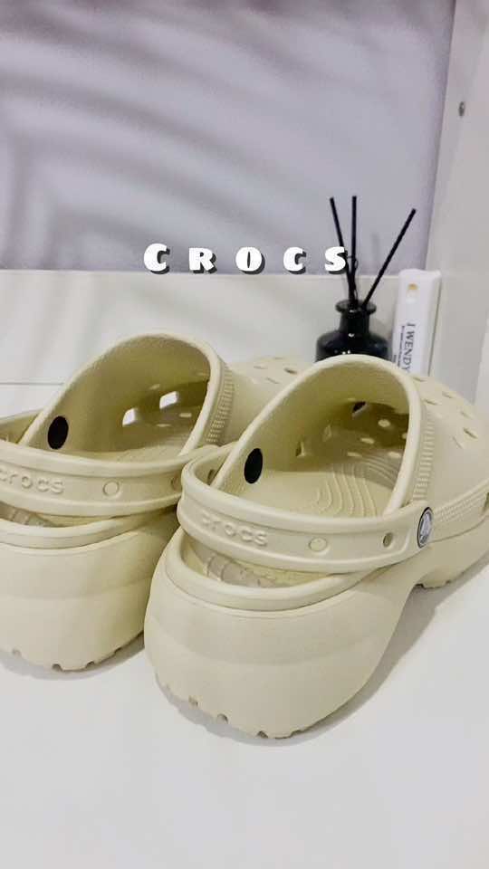 CROCS แท้100% Classic Platform Clog รองเท้าลำลองผู้หญิง##tiktok##tiktokvideo##คนไทยรู้ทัน