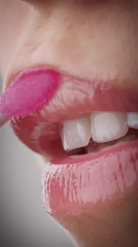 Herkesin kurtarıcısı: LIPOIL✨🩷🌸⭐️ #AvonTürkiye #RujGünüAvonlaKutlanır #lipoil 