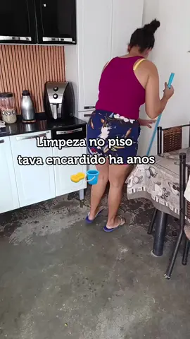 o resultado me surpreendeu muito  alguém sabe me dizer o que seria isso? #limpeza  #faxina  #donadecasa 