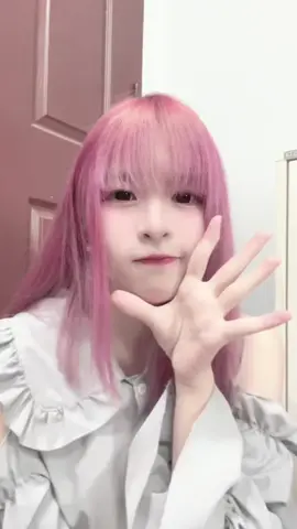 あてぃしのこと好きすぎ　(꜆꜄ ˃ ³ ˂)꜆꜄꜆💕💕 #Kaorikagekishi #kagekishi #地下アイドル #影騎士 