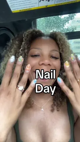 Perfect summer nail set for Greece!! #nailday #nailart #summernailinspo #nailtransition #eurosummer #fruitnails 