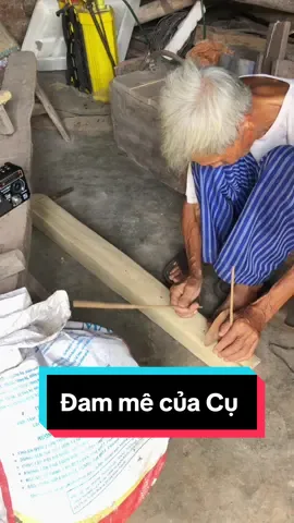 #CapCut #top#xuhuongtiktok Cụ tôi và cây đàn tự tay cụ làm 