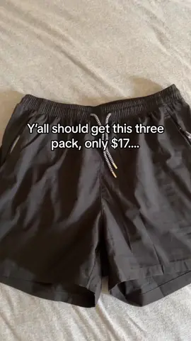 Quality is out of this world!! Perfect for the summer!! #shorts #fashion #men #SummerFashion 