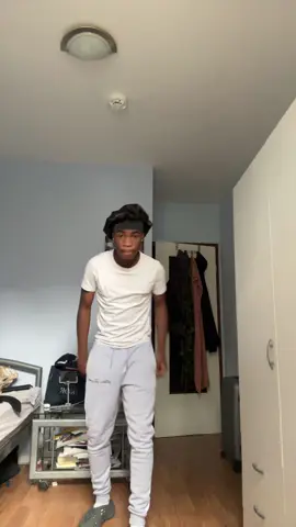 🇬🇭🕺🏾 #dance #fyp #trend #foryou #ghanatiktok🇬🇭#goviral #usernamekj  