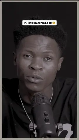 Ipo siku moja tuu utakumbuka usumbufu wangu, utakumbuka wivu wangu, utakumbuka zile msg zangu ambazo ulikuwa unachelewa kuzijibu ipo siku tuu utanikumbuka 🥹