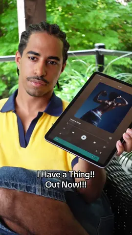 Working hard but it’s the #kardashians I HAVE A THING … IS OUT NOW!!! 