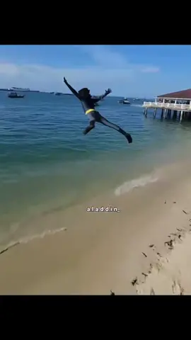 When my gf asks what im doing when im not with her #batman #iambatman #meme #fyp #funny #viral #jump #ocean #launch 