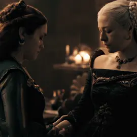 it was real to me okay 😞 #houseofthedragon #rhaenyratargaryen #alicenthightower #rhaenicent #oliviacooke #emmadarcy #fyp #hotd #aebexss 