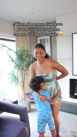 Being a boy mom is literaly the highlight of my days 🥺🤍 #MomsofTikTok #momlife #momtok #momandson #boymom #toddlermom #momsontiktok #MomsofTikTok #motherhood #mommylife #fyp #blacklove #familylove 