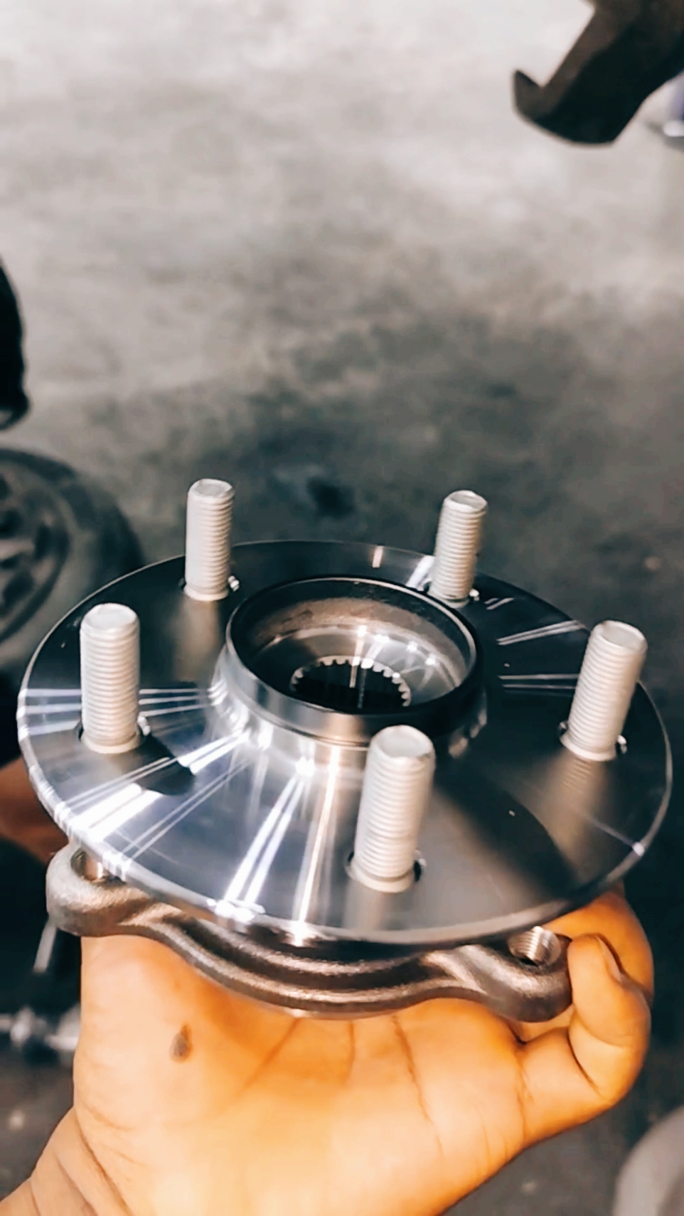 Need Replace Wheel Bearing Sound #howto #usa🇺🇸 #mechanic #usa 