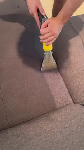 Satisfactory sofa extraction 🤮😍 #detailing #satisfying #asmr #cleaning #satisfaction #satisfyingvideo #extractions #clean #extraction 
