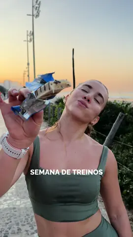 E no final de tudo… sempre uma @BOLD que, apesar de ser meu docinho fit favorito, não tem adição de açúcares e tem 20g de proteína por barrinha!  10%off no site: MANUCIT  #bold#barrinhadeproteina#proteinbar Publi