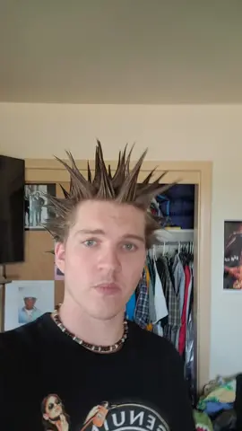 POWAAH  #fypage #punk #libertyspikes #jeremyfragrance #POWER  #autism 