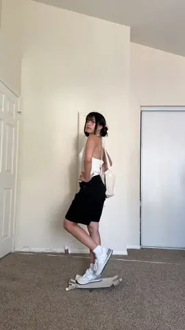 it’s JORTS SEASON!! #outfit #jorts #outfitideas 