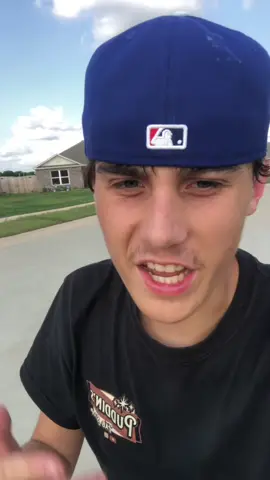 I dont like living here #fypp #liminalspace #neighbors #neighborhood #suburbanhell #badneighbors #boring #oklahoma #ihatethisplace #ihatethistown #rant 