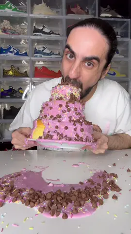 Don’t waste food 🎂 Always keep it So Halal Mode 😃👍 #baderalsafar #dontwaste #food #eating #cake #mukbang #foodasmr #satisfying #foryou #fyp #foryoupage 