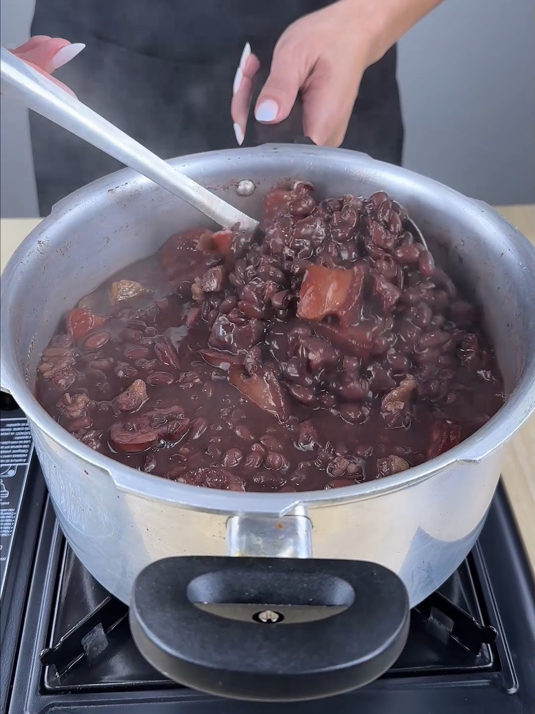 A receita de feijoada da minha avó! todos conseguem preparar assim!