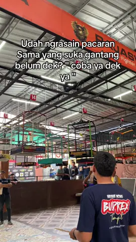 Burung aja di rawat apalagi kamu🤪  #fypシ #foryou #kicauburung #kicaumania_indonesia #kenarigacor #kenariprospek #kicaumaniajateng #kicaunusantara #kenariindonesia 