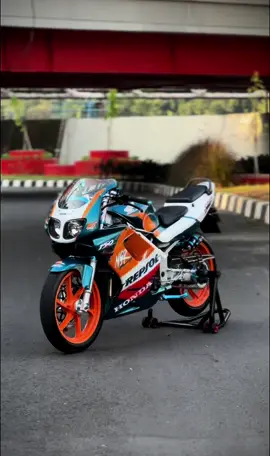 #nsr #nsrsp #nsr150 #hondansr #2takmenolakpunah #2tak #fyp