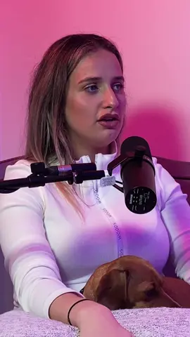 No one’s got time to look each other in the eyes 👀🤣  #marcelomontoya #taylamontoya #iheartradionz #nrl #rugbyleague #nrltiktok #nztiktok #couplecomedy #couplestiktok 