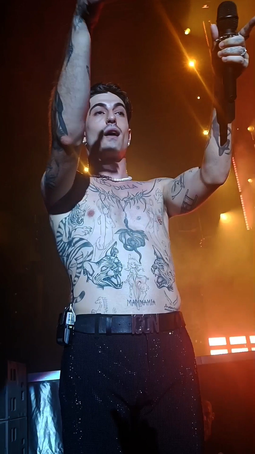 Roman God. Mammamia - Les déferlantes. 10.07.24 #Damiano #DamianoDavid #Maneskin #LiveShow #Festival #Mammamia #LesDeferlantes #France 