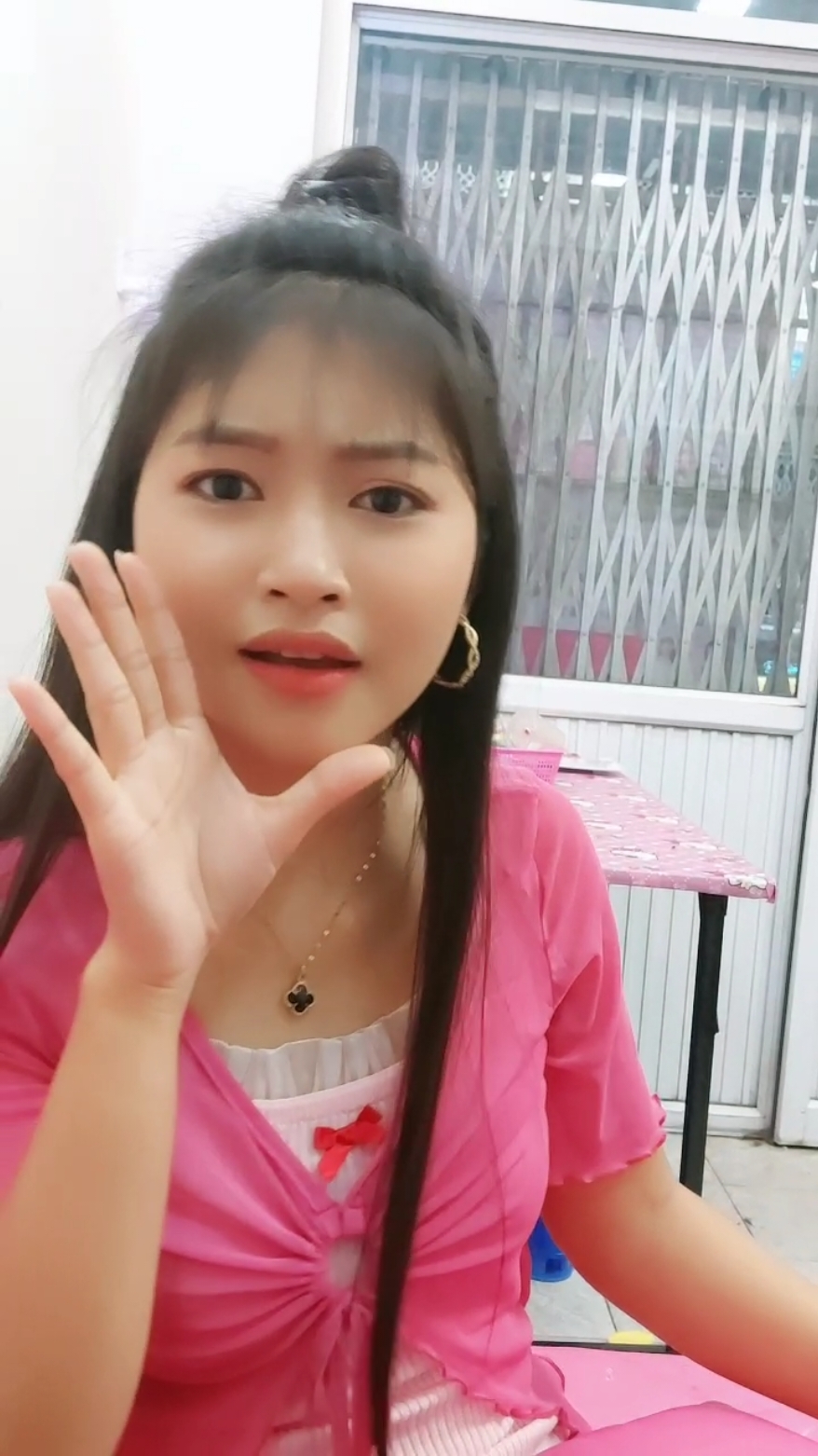 လန့် မသွားရဘူးနော့😁