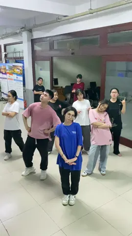 Nhóm này cute thì thoi nhéee 🤭 Dc: @こたぴす #dance #fyp #foryou #xuhuong #viral #doodle #fypシ 