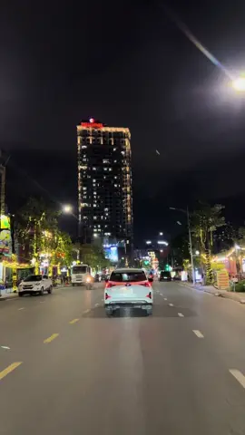 Bạn còn nhớ tên con đường hay đi cùng người ấy không ? ☺️