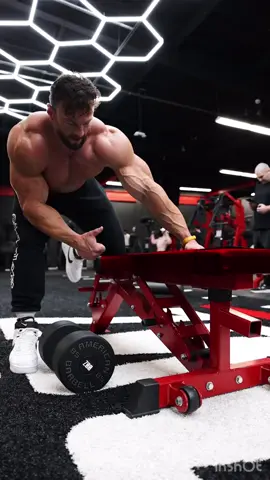 Optimize your DB Row ✅ For your dream body, check out our new and improved Power Workout Program 💪🏻 Link in bio ⬆️ #sports #GymTok #gymmotivation #Fitness #workout  #viralvideo #viral #bodybuilding #bodybuilder